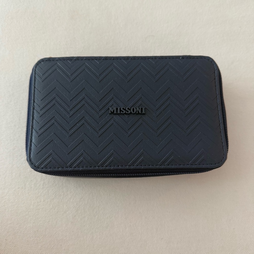 NEW Unopened Missoni Delta One Travel Amenity Kit Collectible Souvenir Trip Bag